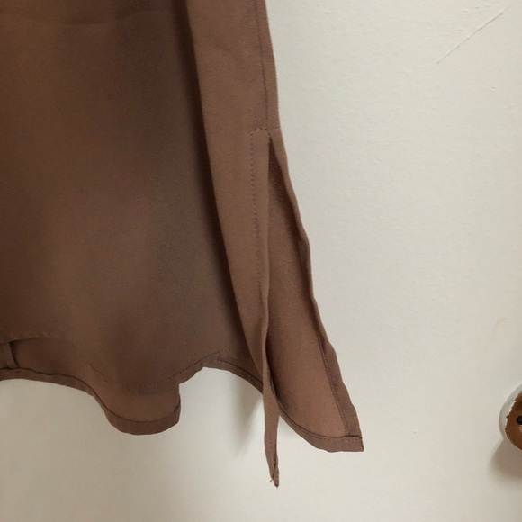 2xHP✨Le Château set of 2 small blouses NWOT - Picture 11 of 13